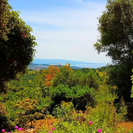 Maison Charmante A Avec Vue Sur Et Holiday home