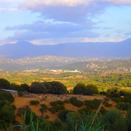 Holiday home Maison Charmante A Avec Vue Sur Et *
