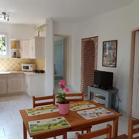 Maison Charmante A Avec Vue Sur Et 別荘 アラタ