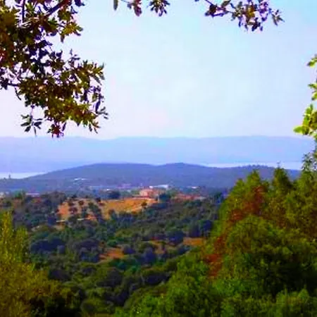 Maison Charmante A Avec Vue Sur Et